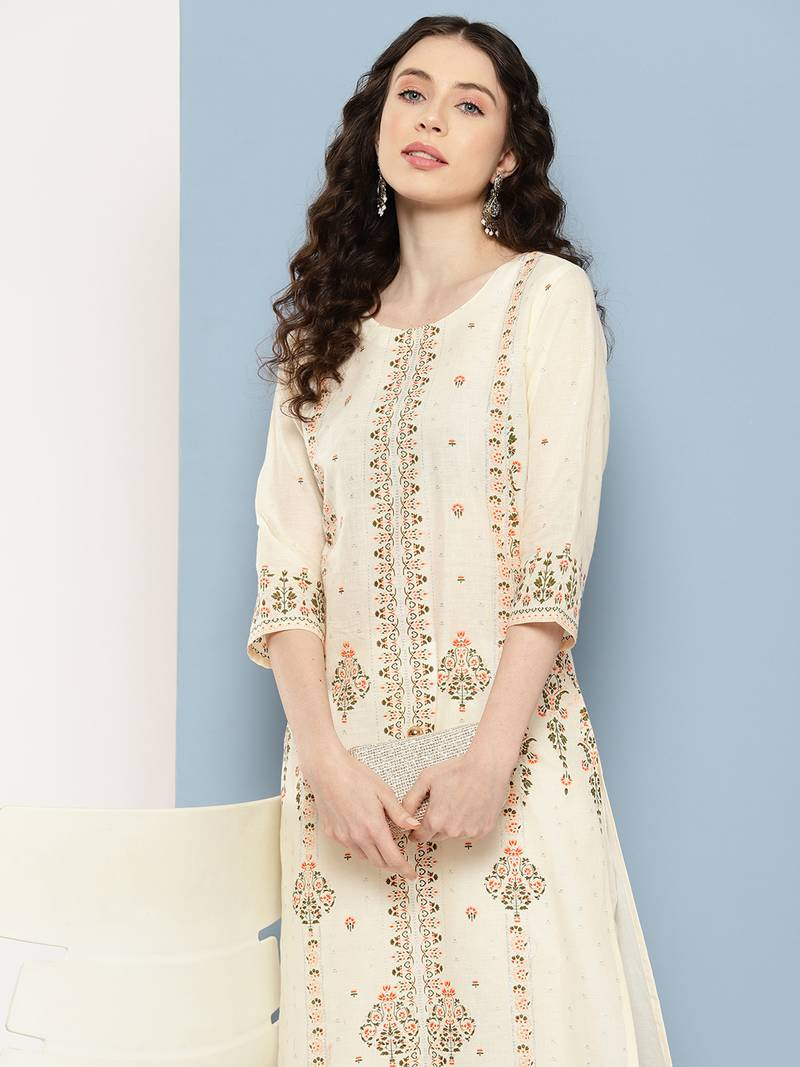 Off White Floral Printed Kurta – Effortless Elegance in Soft Florals