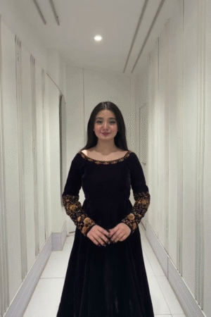 Royal Midnight Velvet Long Anarkali Gown with Gold Hand-Embroidered Sleeves & Regal Neckline ✨🖤👑