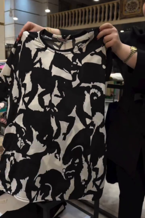 Abstract Black & Ivory Artistic Brushstroke Print Round Neck Relaxed Fit Statement Top 🖤🤍🎨✨