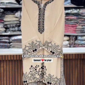 Elegant Cream Embroidered Farshi Kurta Set – Traditional Luxury Ethnic Wear